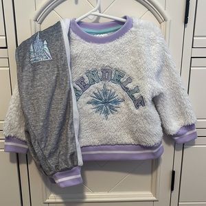 2T Disney Frozen “Arendelle” Cozy Sweatsuit
